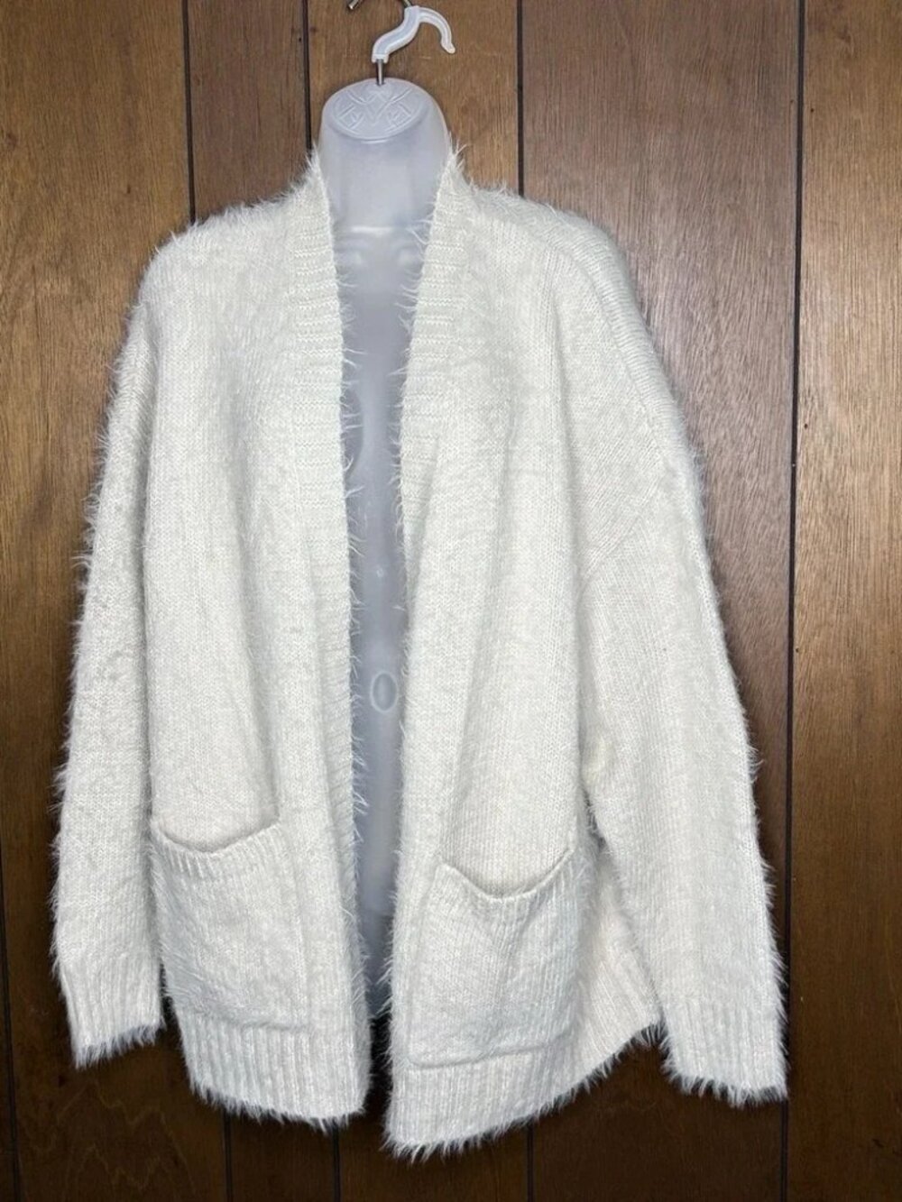 American Eagle Cardigan Sweater Womens S Cream Fuzzy Soft Cozy Boho Fairy Office